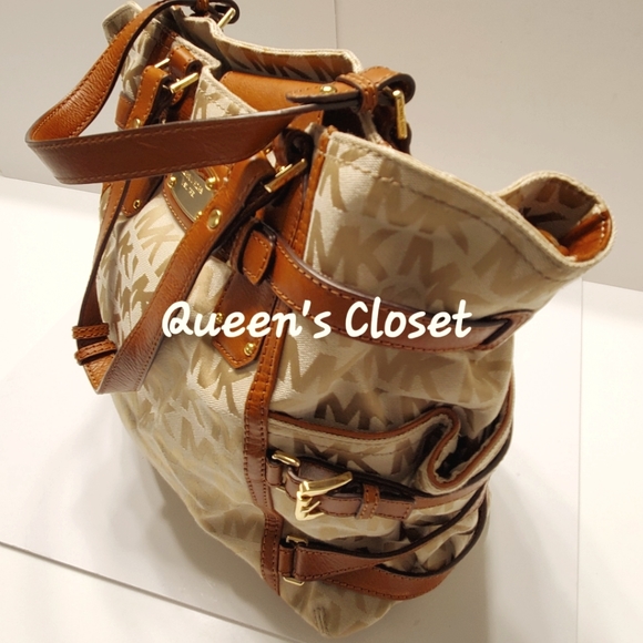 MICHAEL Michael Kors | Large Gansevoort Tote in Signature Monogram Jacquard - Picture 4 of 12